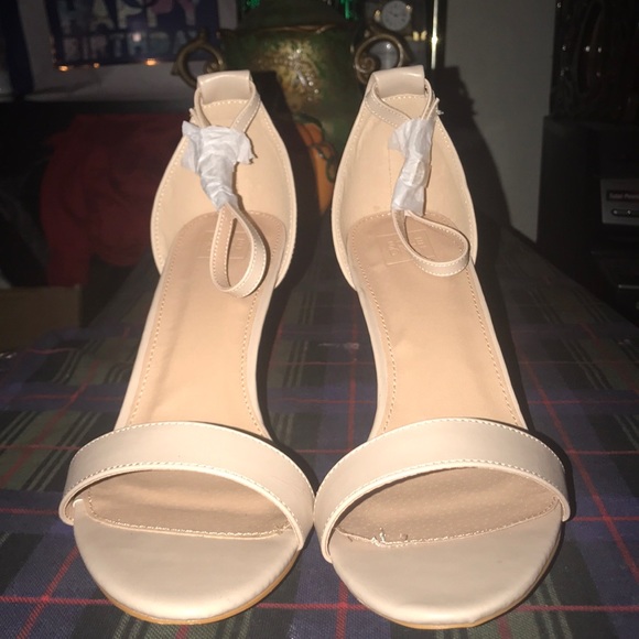 Nude 3 inch heels. Euro size 41 (US size 10). - Picture 1 of 3